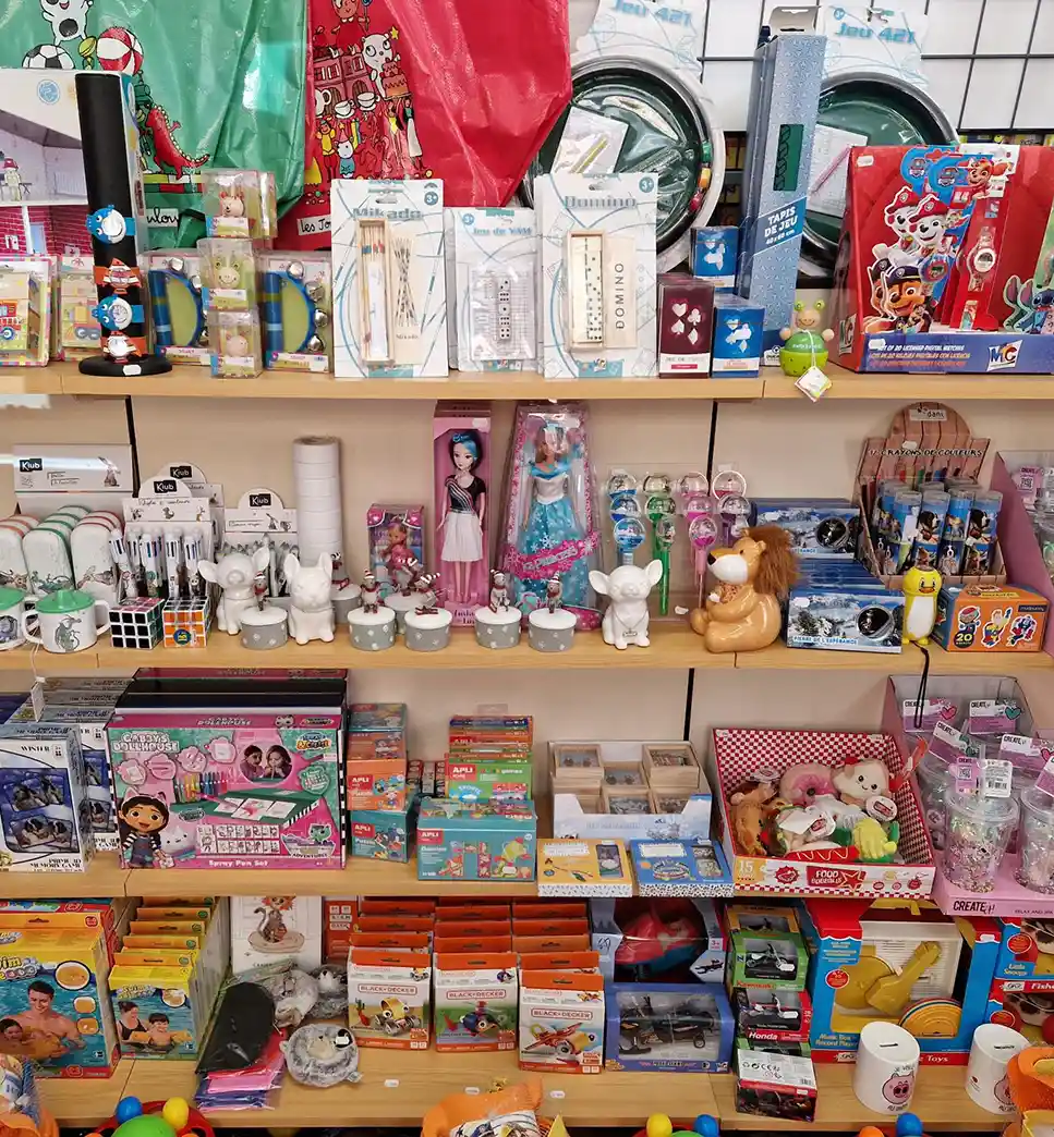 Jeux et jouets chez Bibiche à Roquebillière