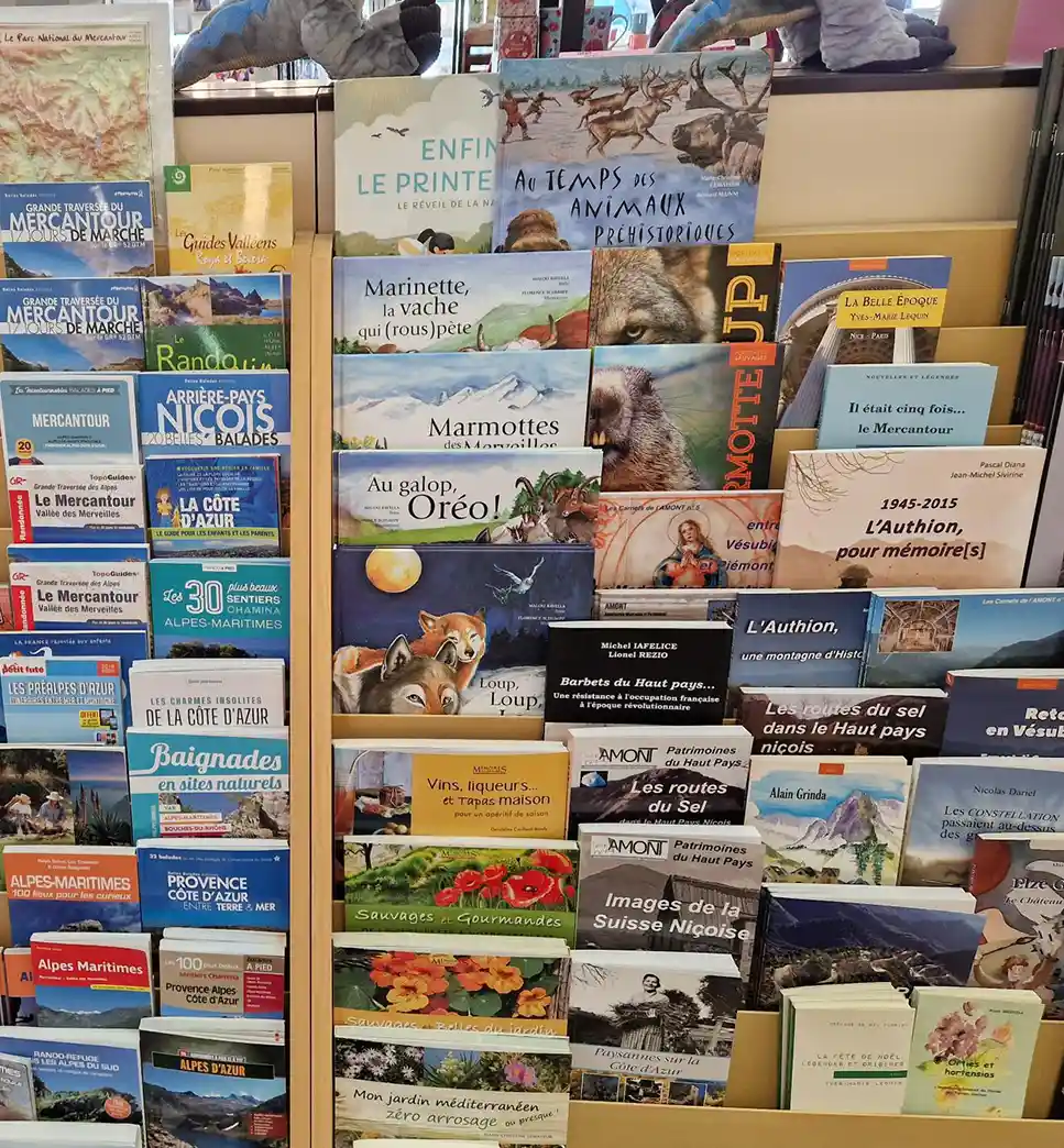 Presse et papeterie chez Bibiche à Roquebillière