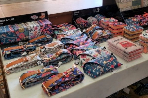 Cadeaux et souvenirs chez Bibiche à Roquebillière